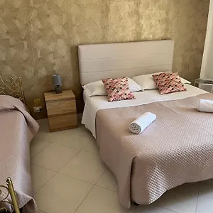 Appartamento Nina Con Posto Auto, Giardini Naxos